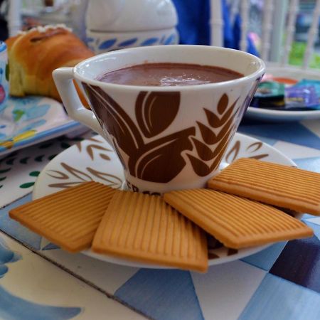 Il Viaggio Di Dante Historical Center Bed & Breakfast Наполи Екстериор снимка
